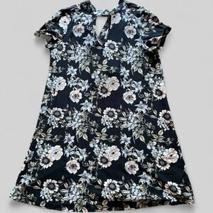 Sauci Womens Floral Mini Shift Dress Tie Back Casual Black Stretch Comfort Large